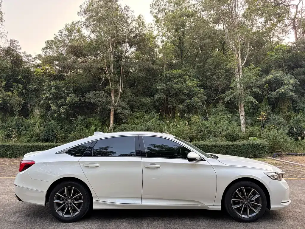Honda Inspire 2022 из CN, фото 9
