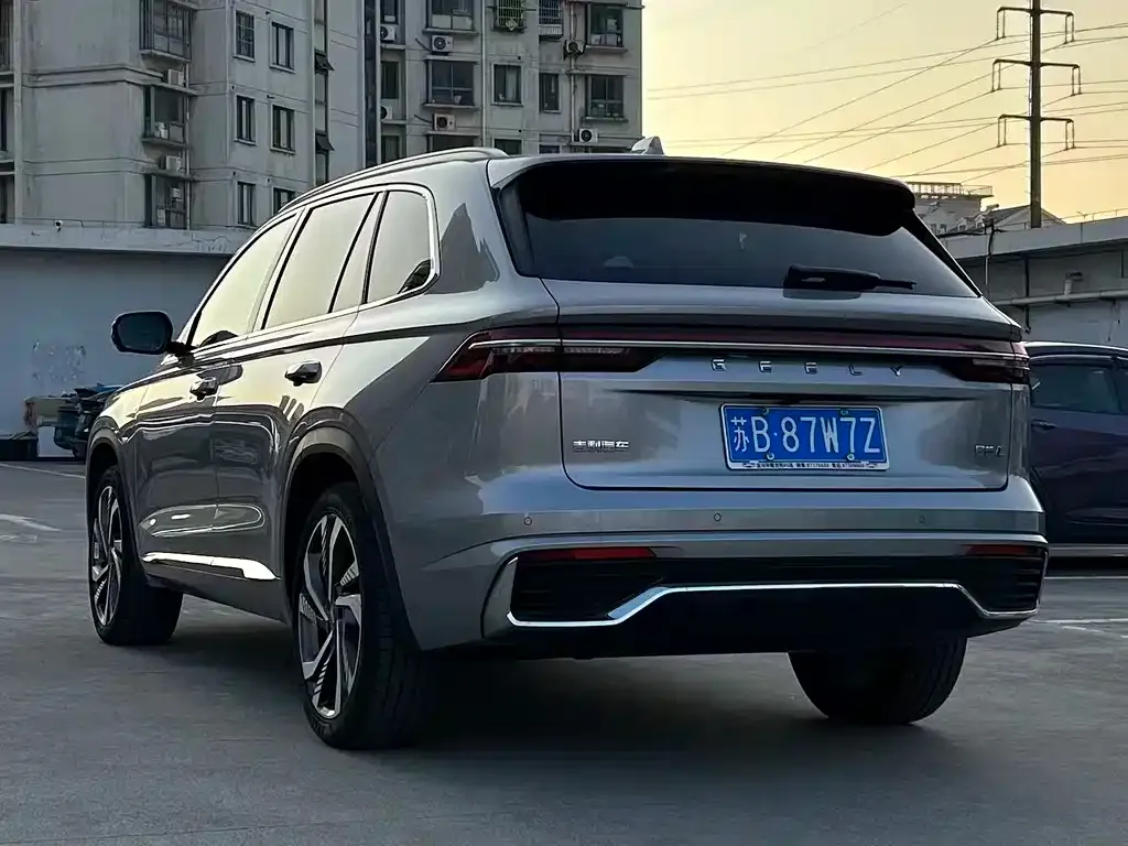 Geely Xingyue L 2023 из CN, фото 2