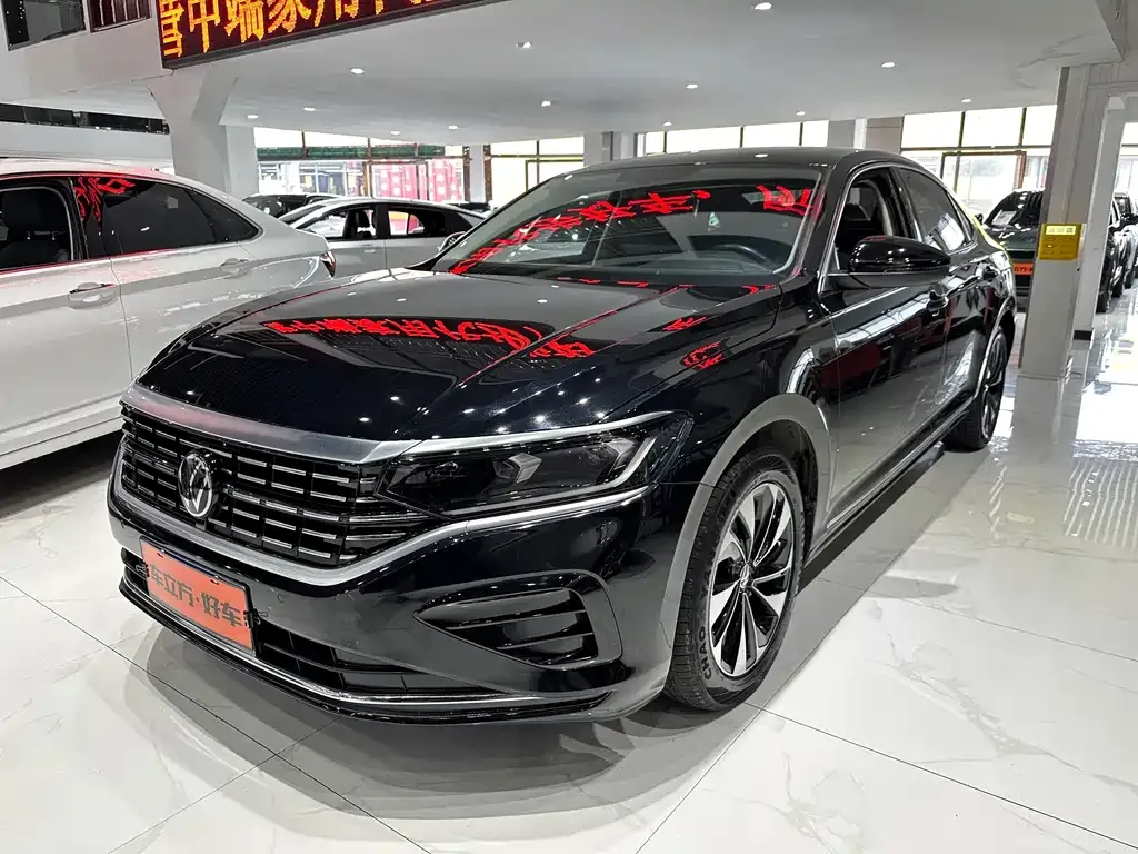 Volkswagen Passat 2023 из CN, фото 1