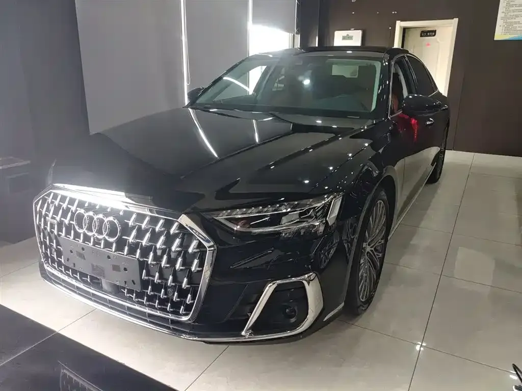 Audi A8 2025 из CN, фото 8