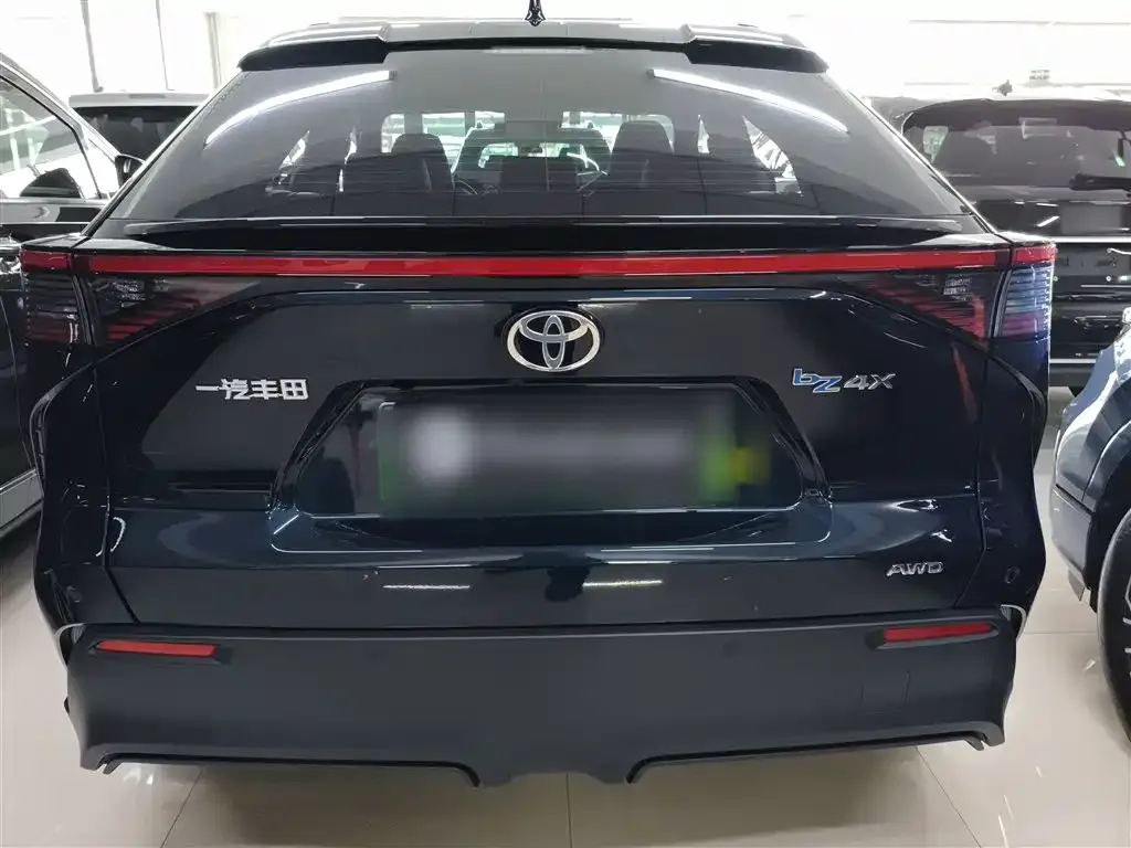 Toyota bZ4X 2022 из CN, фото 9