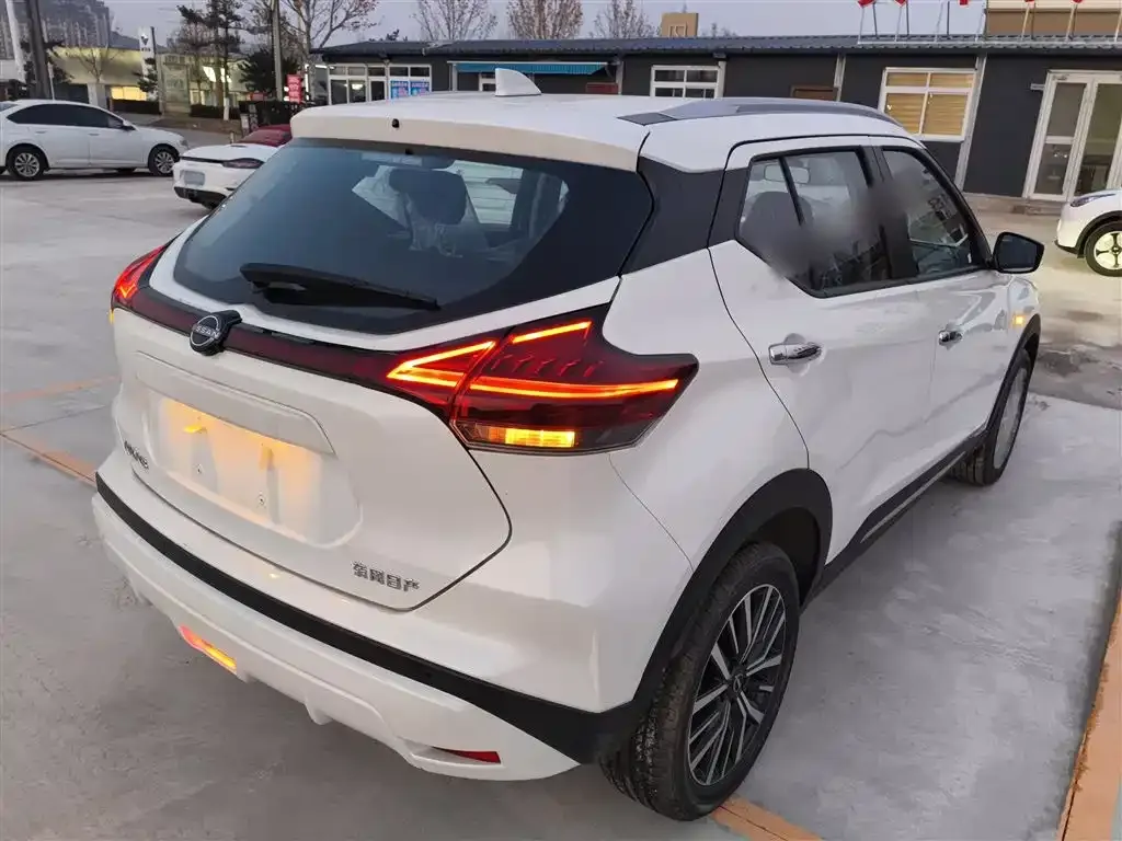 Nissan Kicks — фото 3
