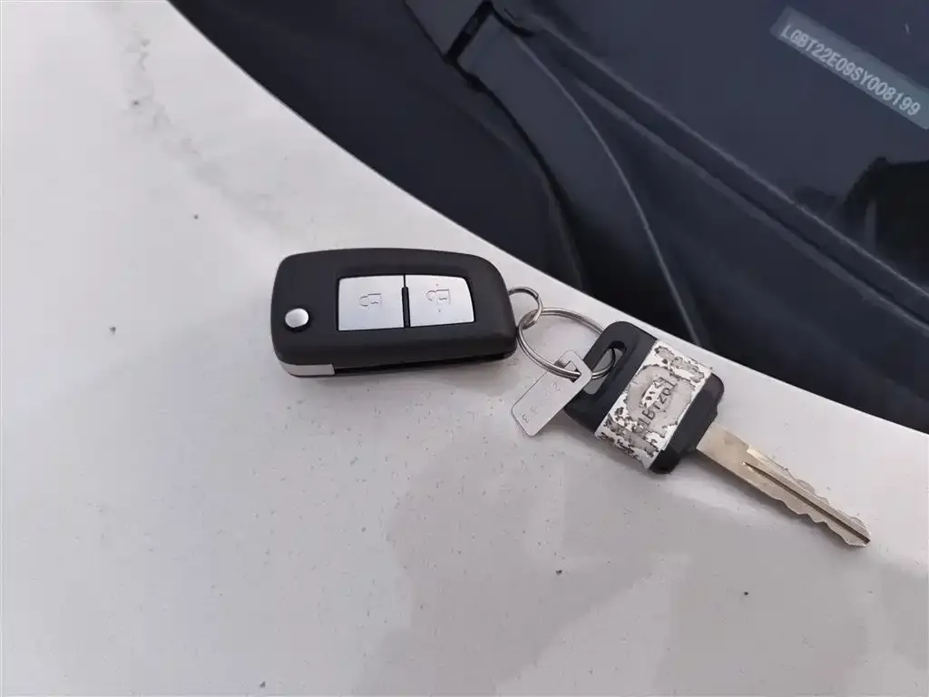 Nissan Kicks — фото 6