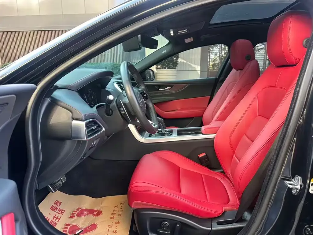 Jaguar XEL 2023 из CN, фото 8