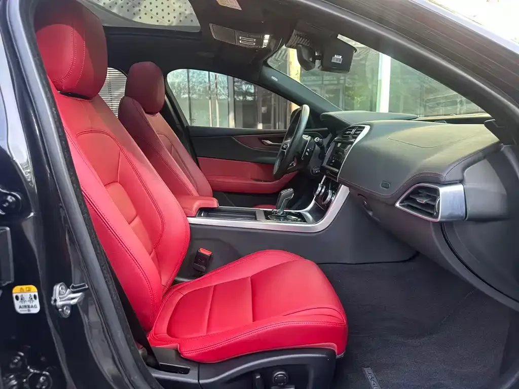 Jaguar XEL 2023 из CN, фото 7