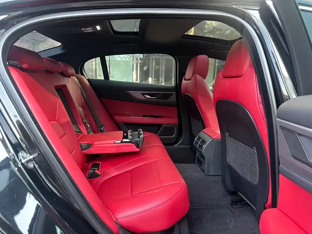 Jaguar XEL 2023 из CN, фото 2