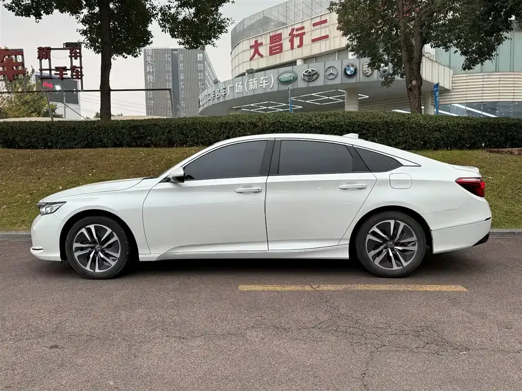 Honda Inspire 2022 из CN, фото 3