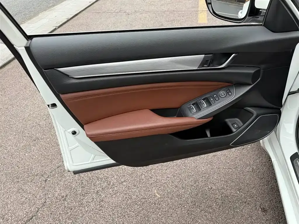 Honda Inspire 2022 из CN, фото 10