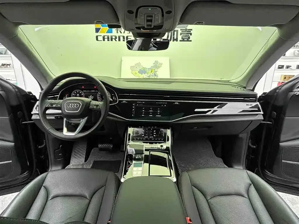Audi Q8 2025 из CN, фото 9