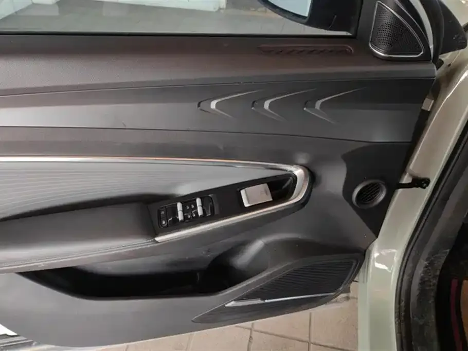 Geely Boyue 2024 из CN, фото 4