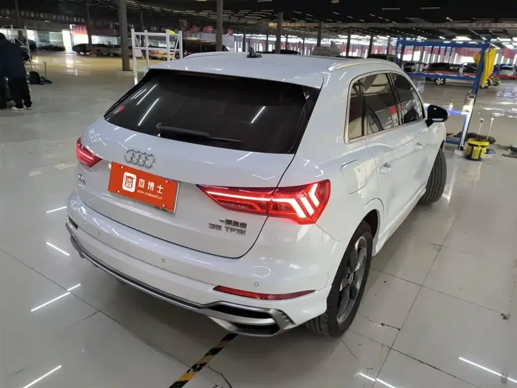 Audi Q3 2022 из CN, фото 7