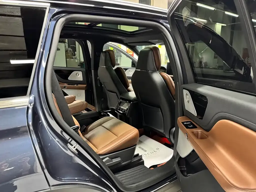 Lincoln Aviator 2021 из CN, фото 6