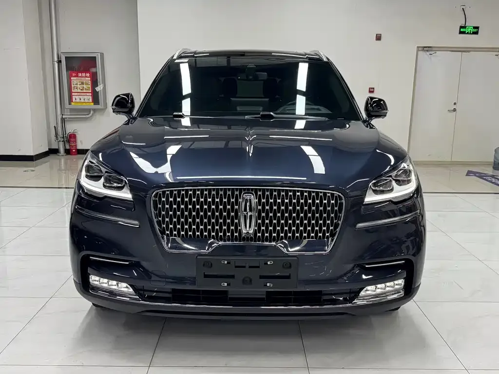 Lincoln Aviator 2021 из CN, фото 2