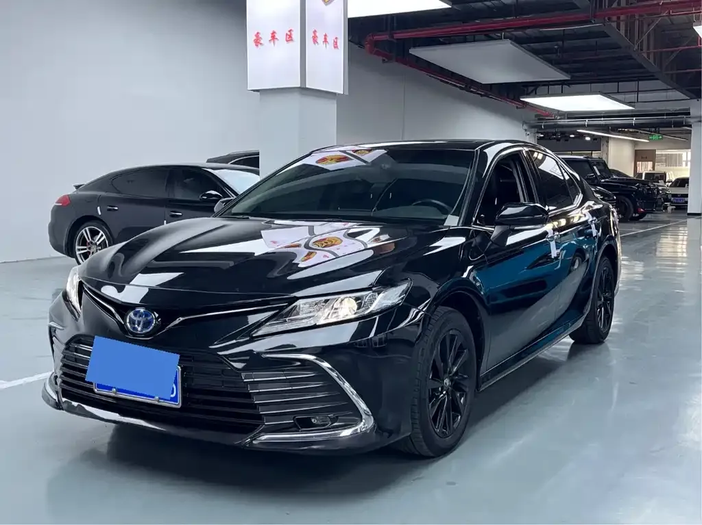 Toyota Camry 2022 из CN, фото 1