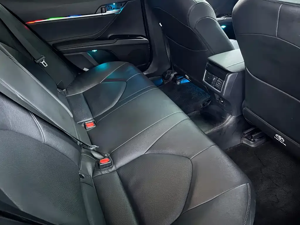 Toyota Camry 2022 из CN, фото 8