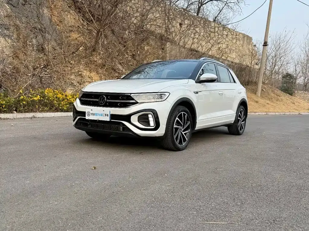 Volkswagen T-Roc 2023 из CN, фото 1
