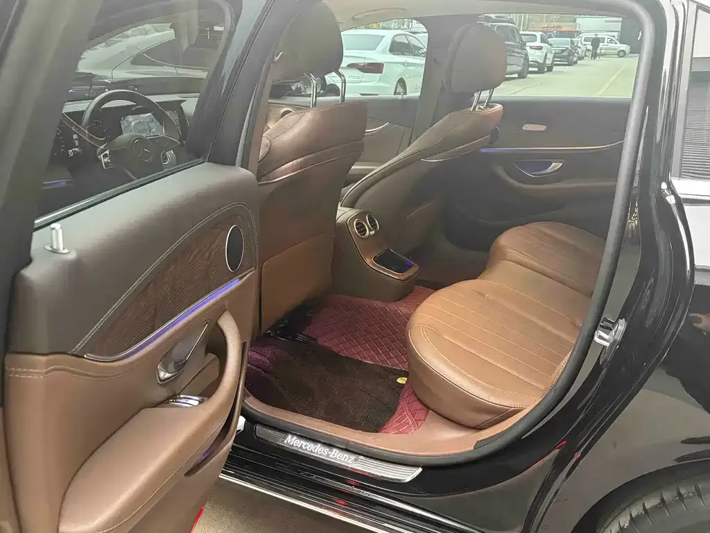 Mercedes-Benz E-Class 2023 из CN, фото 5