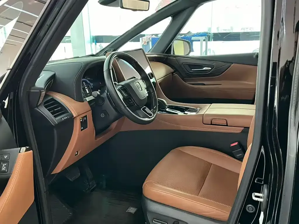Toyota Vellfire 2024 из CN, фото 5