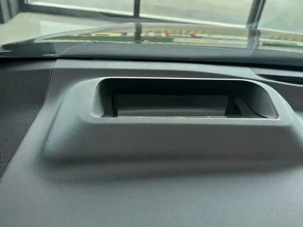 Toyota Vellfire 2024 из CN, фото 6