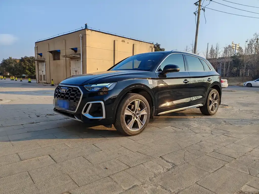 Audi Q5L 2023 из CN, фото 1