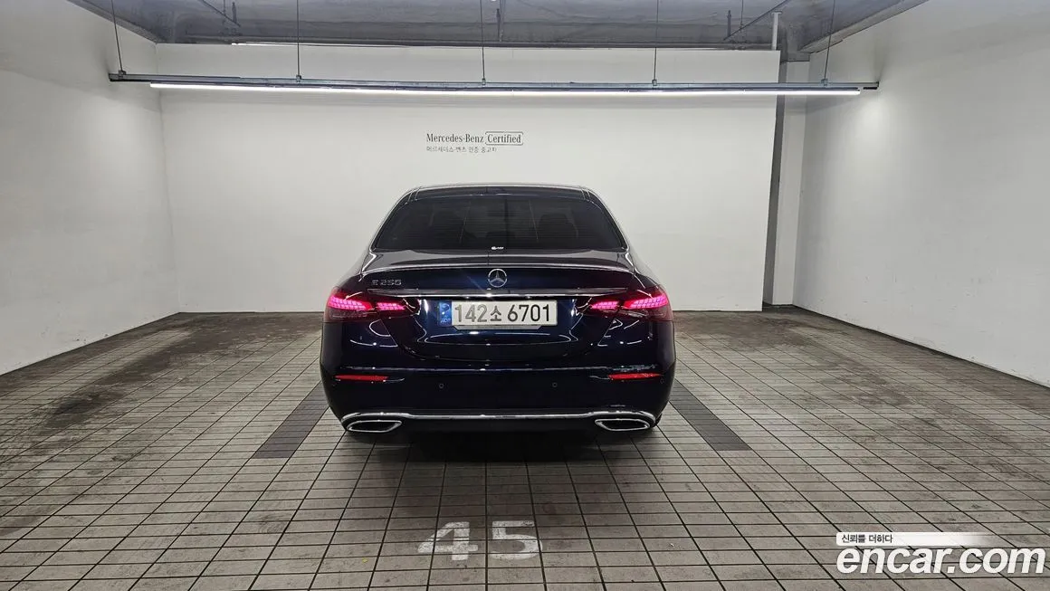 Mercedes-Benz E-Class 2022 из KR, фото 4
