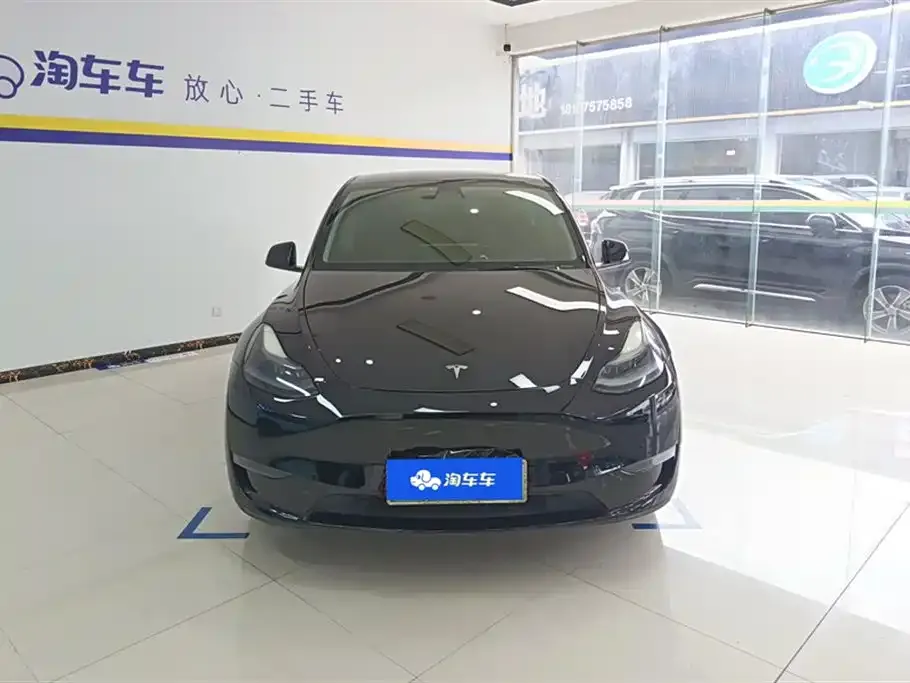 Tesla Model Y — фото 8