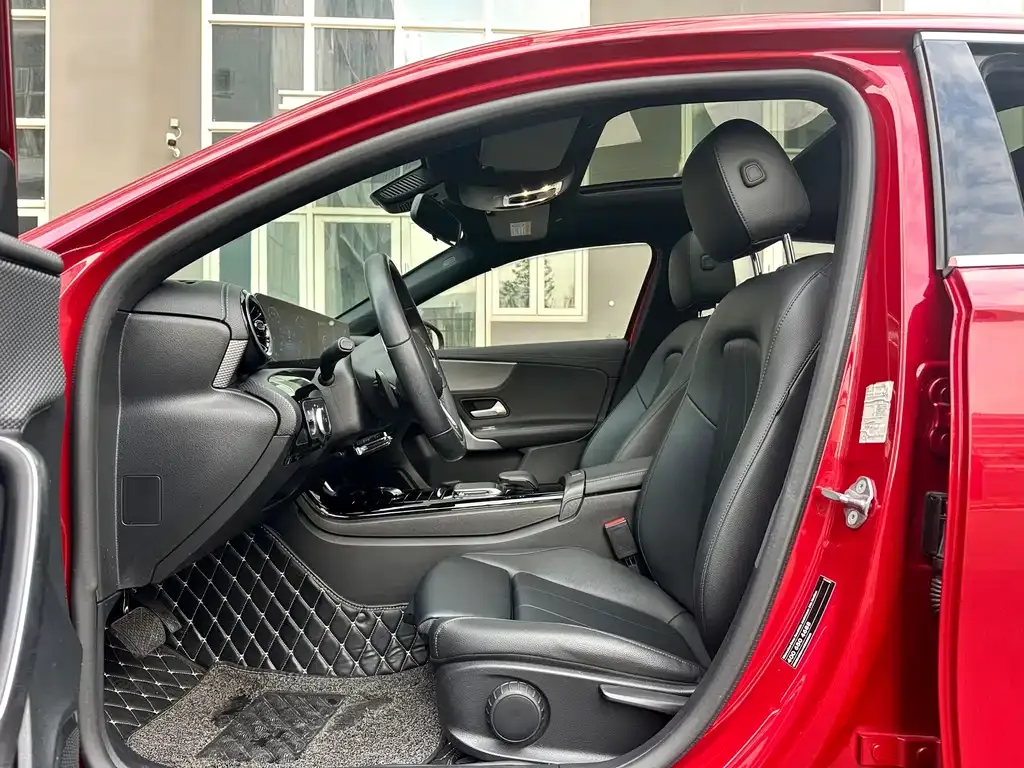Mercedes-Benz A-Class 2022 из CN, фото 8