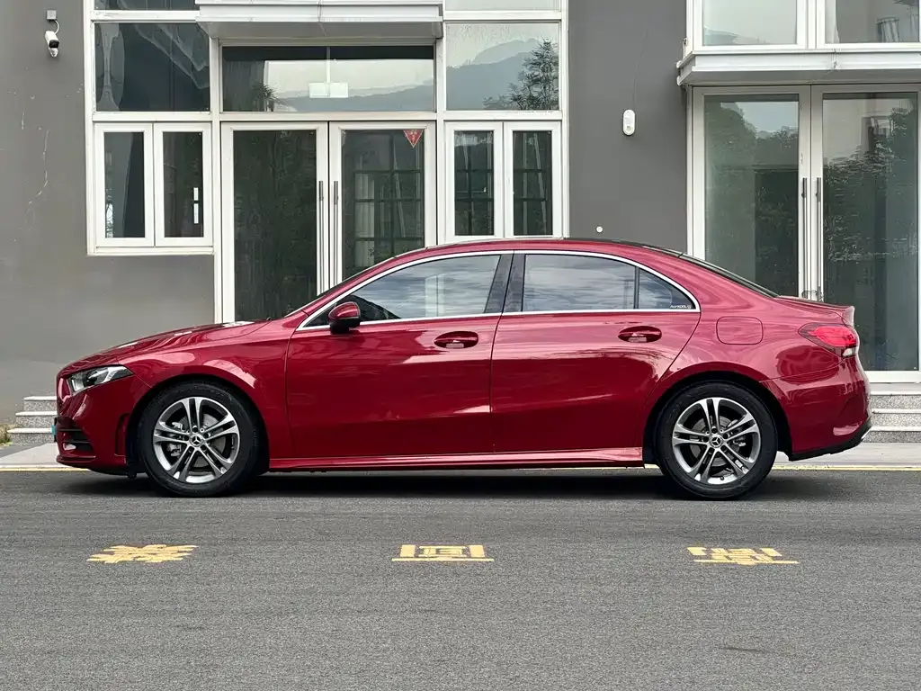 Mercedes-Benz A-Class 2022 из CN, фото 3