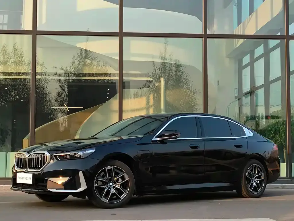 BMW i5 2024 из CN, фото 5