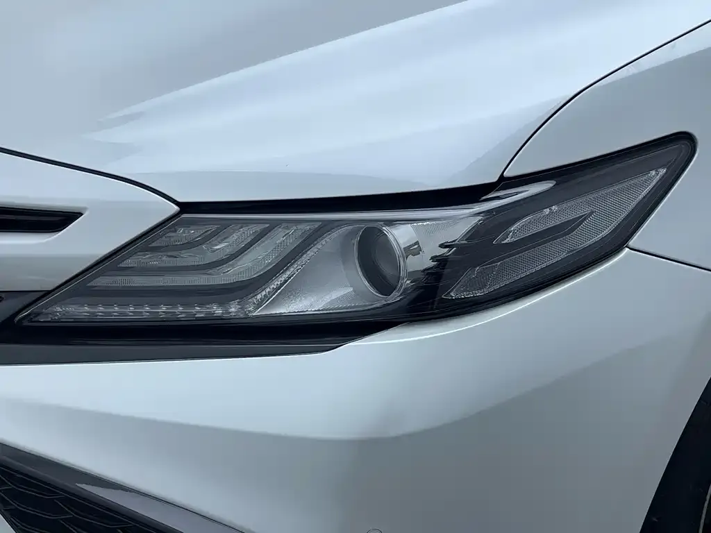 Toyota Camry 2022 из CN, фото 2