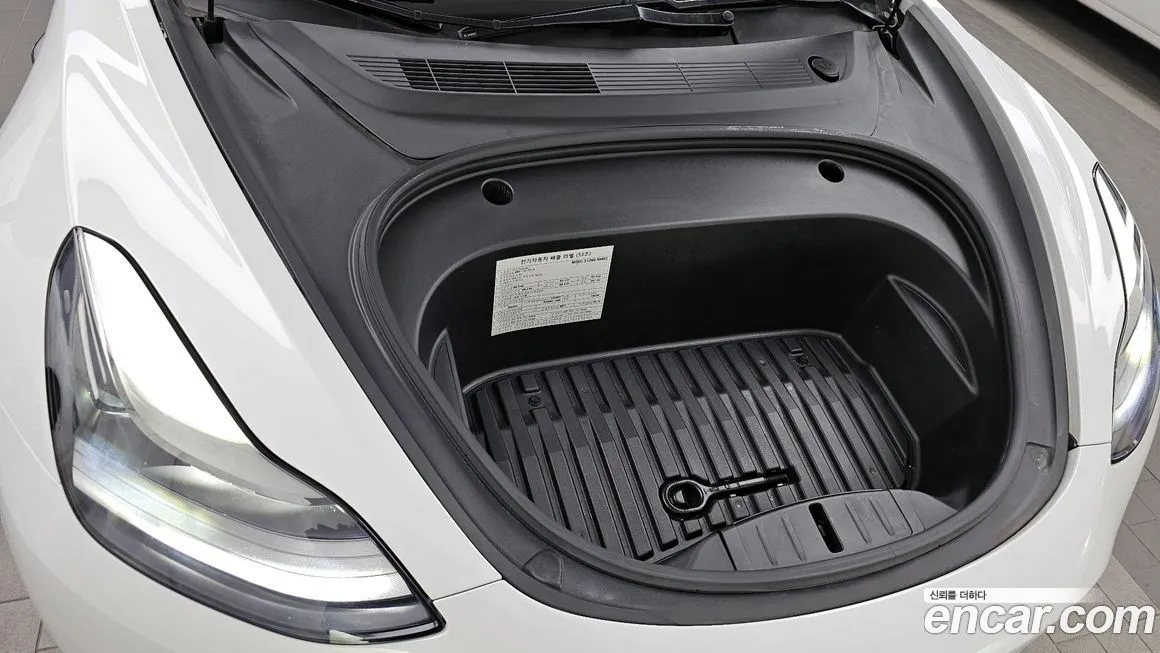 [object Object] Model 3 2021 из KR, фото 6