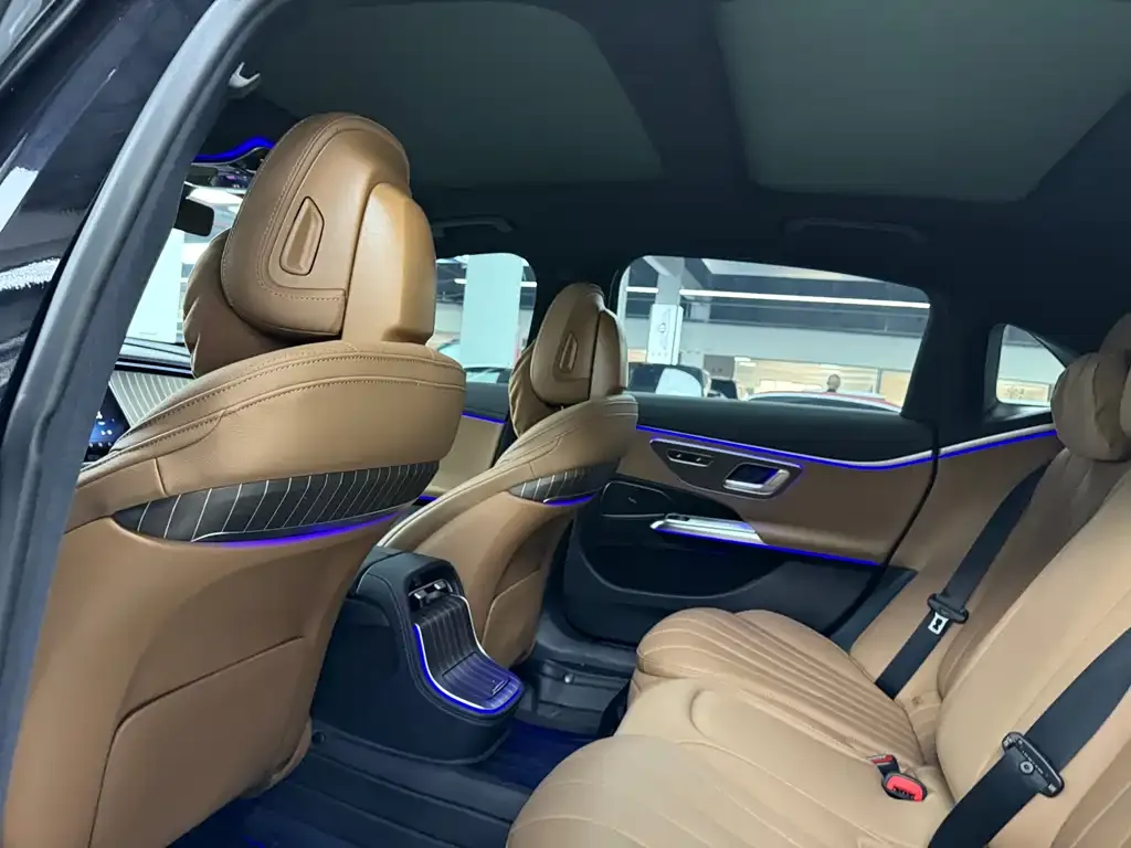 Mercedes-Benz E-Class 2024 из CN, фото 6
