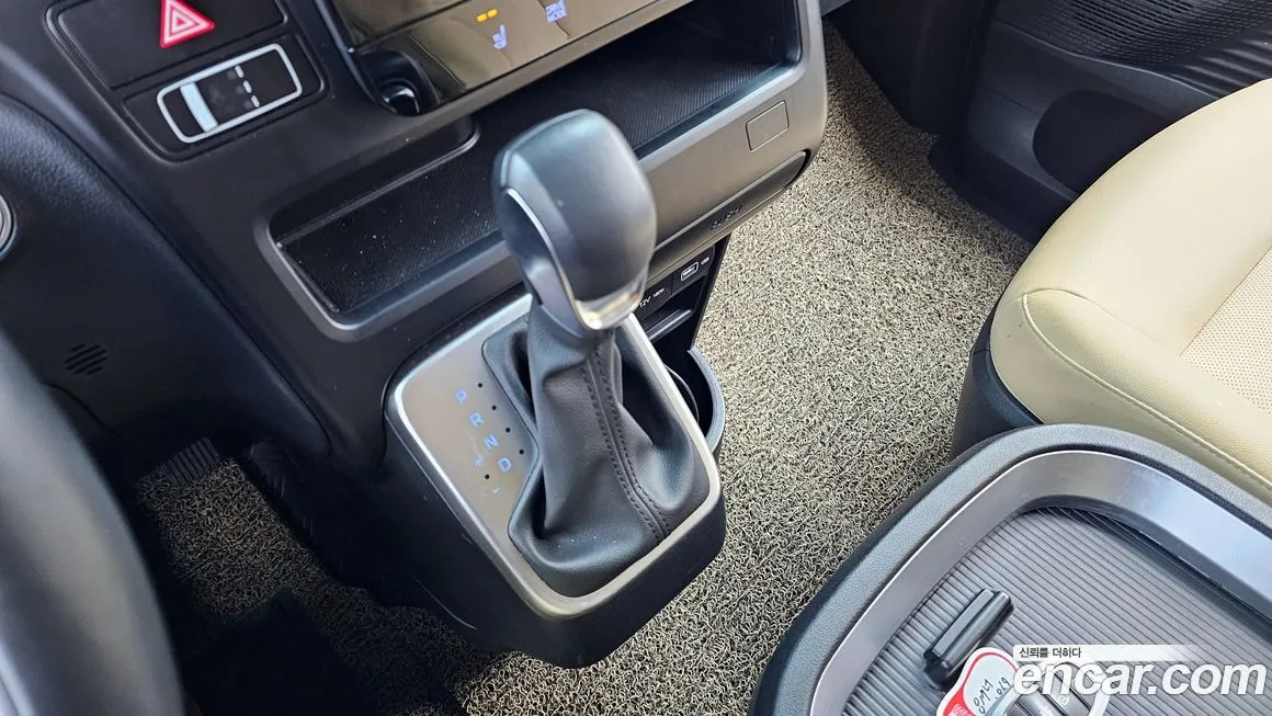 Hyundai Staria — фото 9