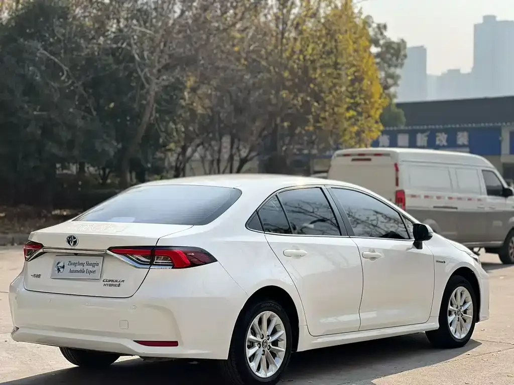 Toyota Corolla 2022 из CN, фото 8
