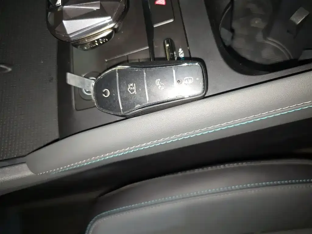 BYD Qin L 2024 из CN, фото 2