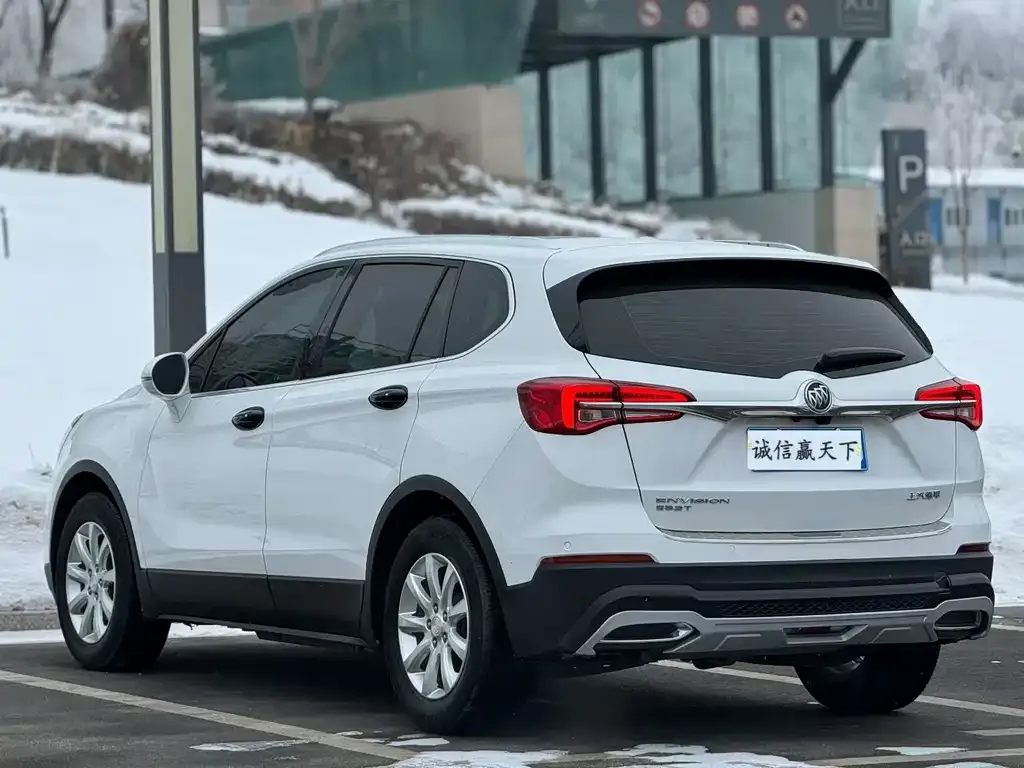 Buick Envision Plus — фото 5