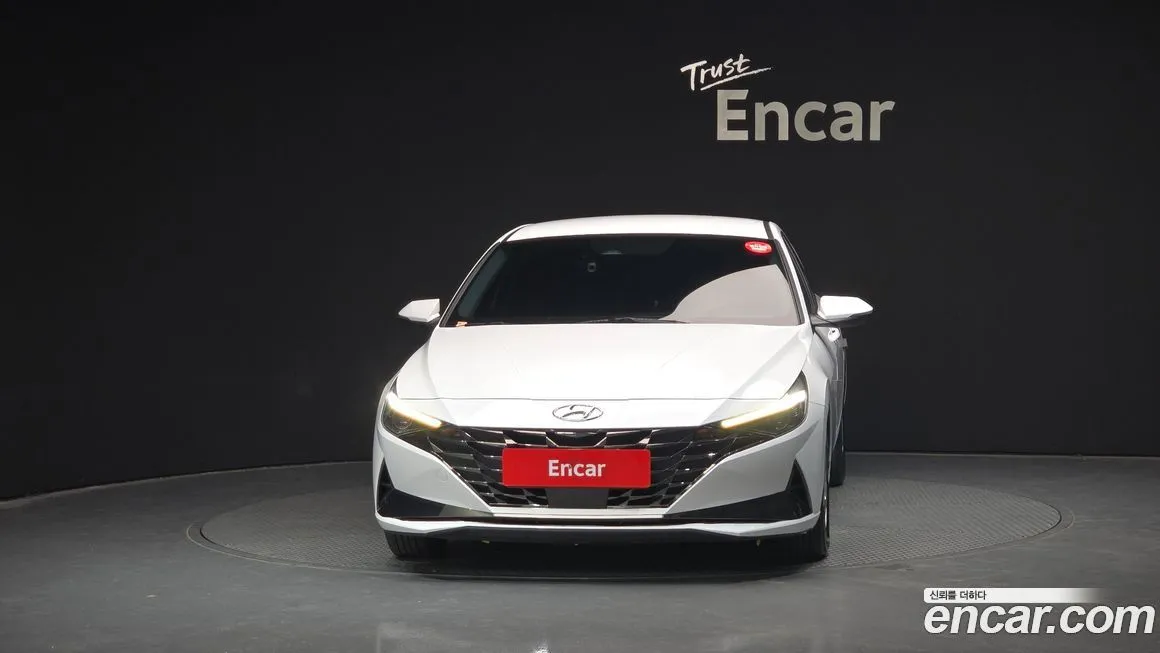 Hyundai AVANTE — фото 3