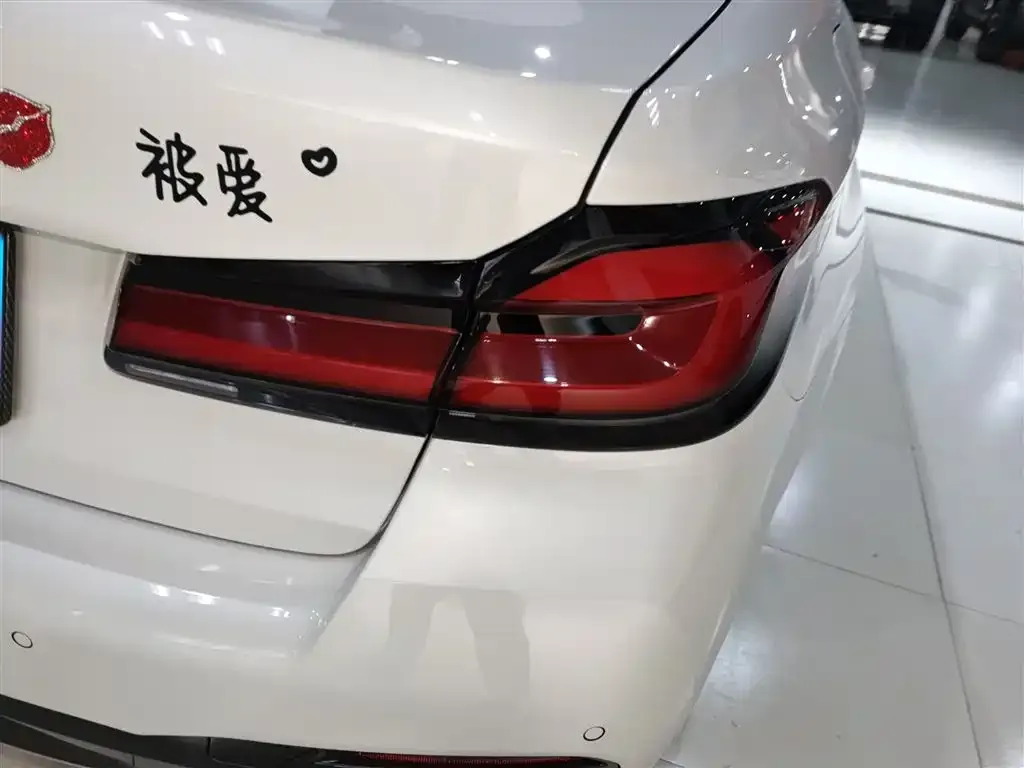 BMW 5 Series 2023 из CN, фото 4