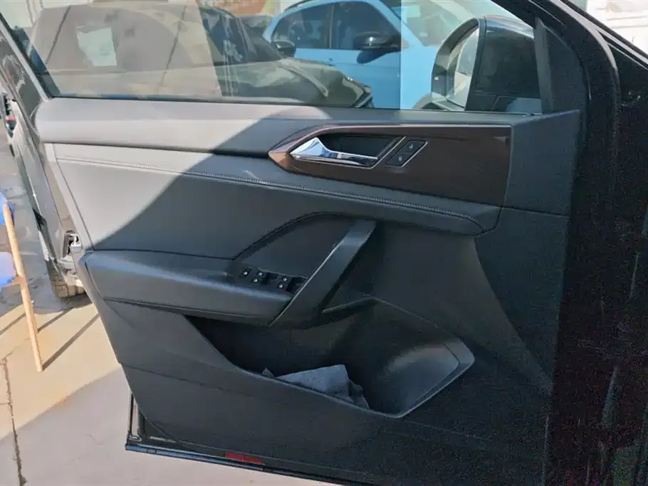 Volkswagen Tharu 2023 из CN, фото 7