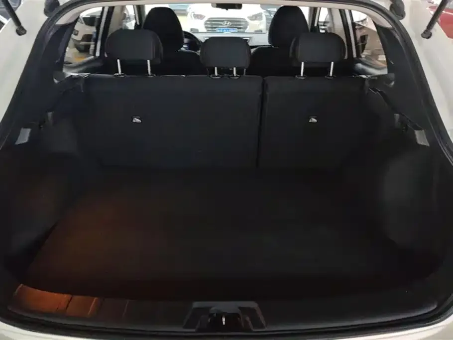 Nissan Qashqai 2021 из CN, фото 2