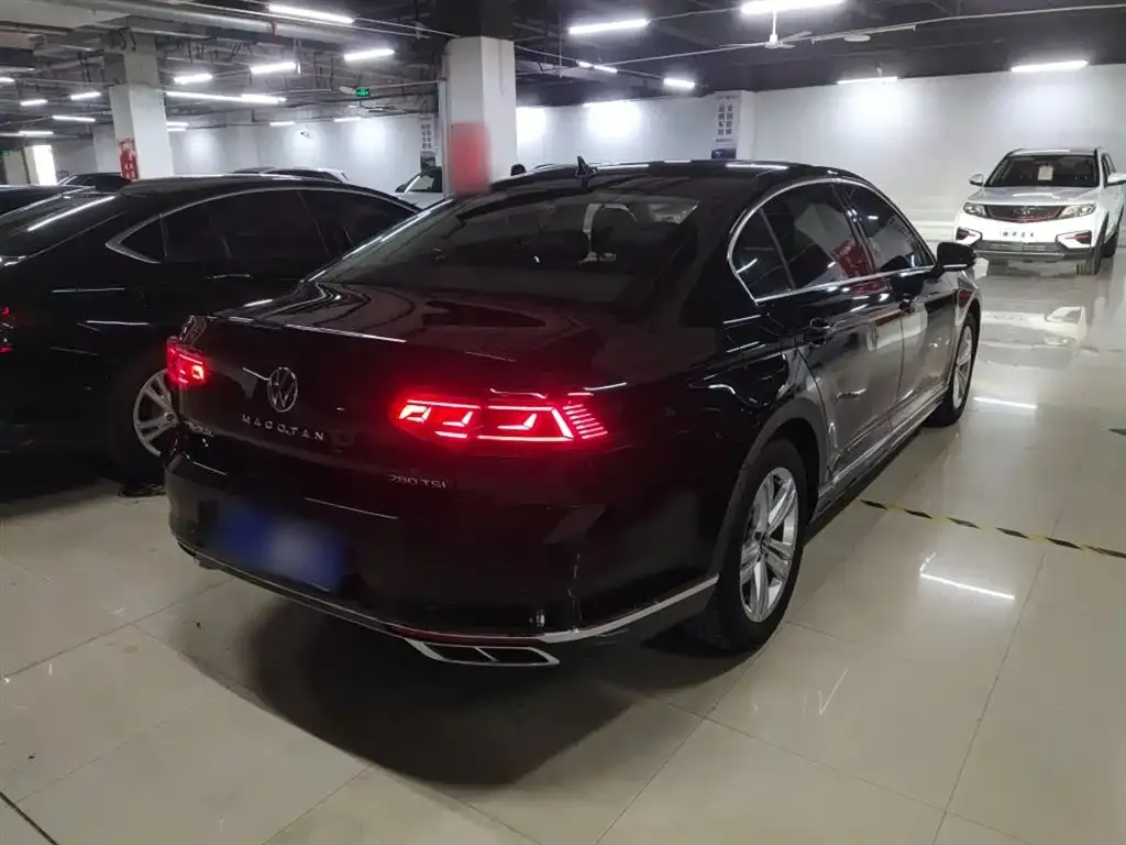 Volkswagen Magotan 2025 из CN, фото 8
