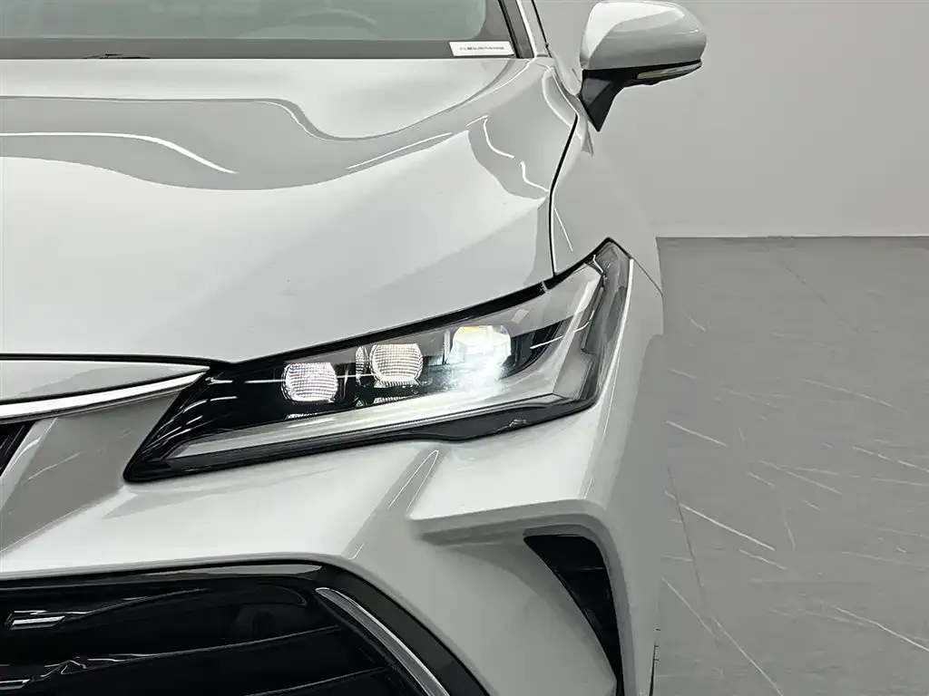 Toyota Avalon 2022 из CN, фото 9