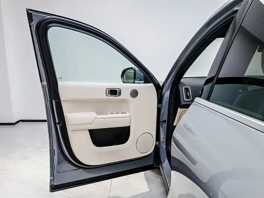 Li Auto L8 2025 из CN, фото 10