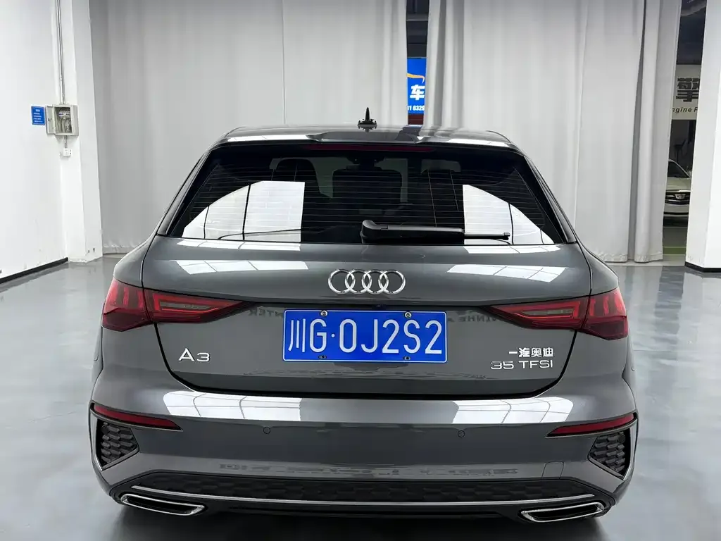 Audi A3 2023 из CN, фото 4