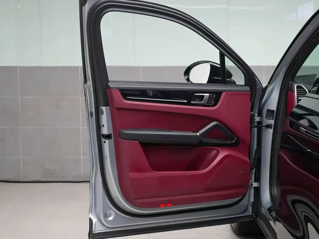 Porsche Cayenne 2023 из CN, фото 7