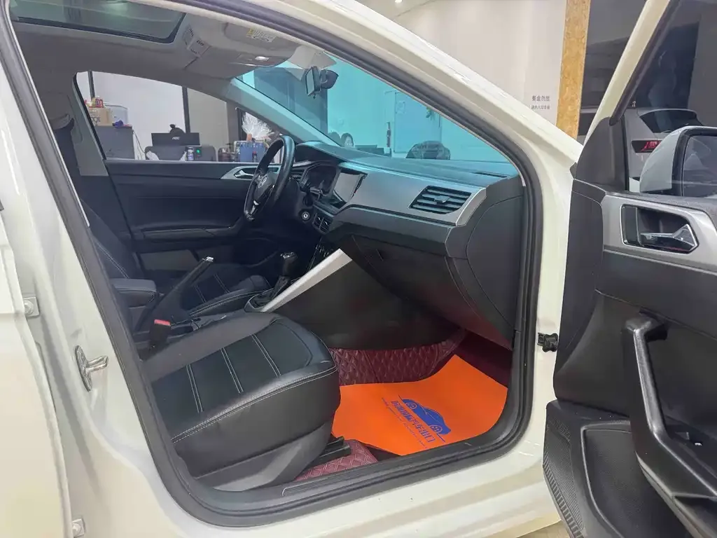 Volkswagen Polo 2021 из CN, фото 10