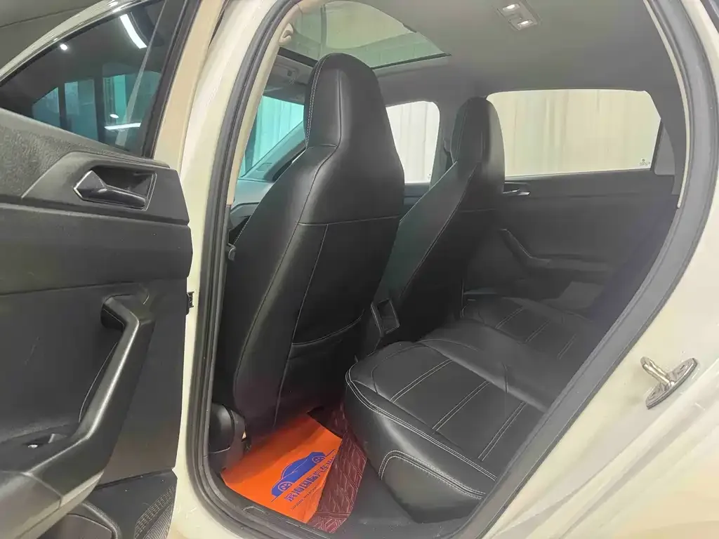 Volkswagen Polo 2021 из CN, фото 8
