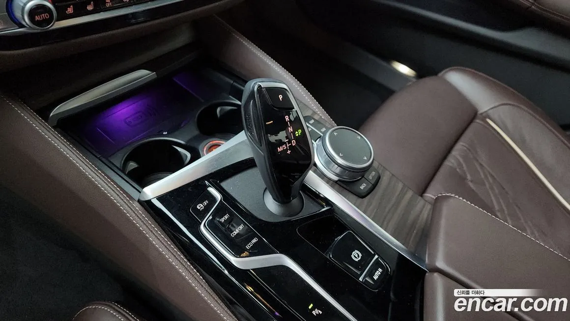 BMW 5-Series 2021 из KR, фото 10