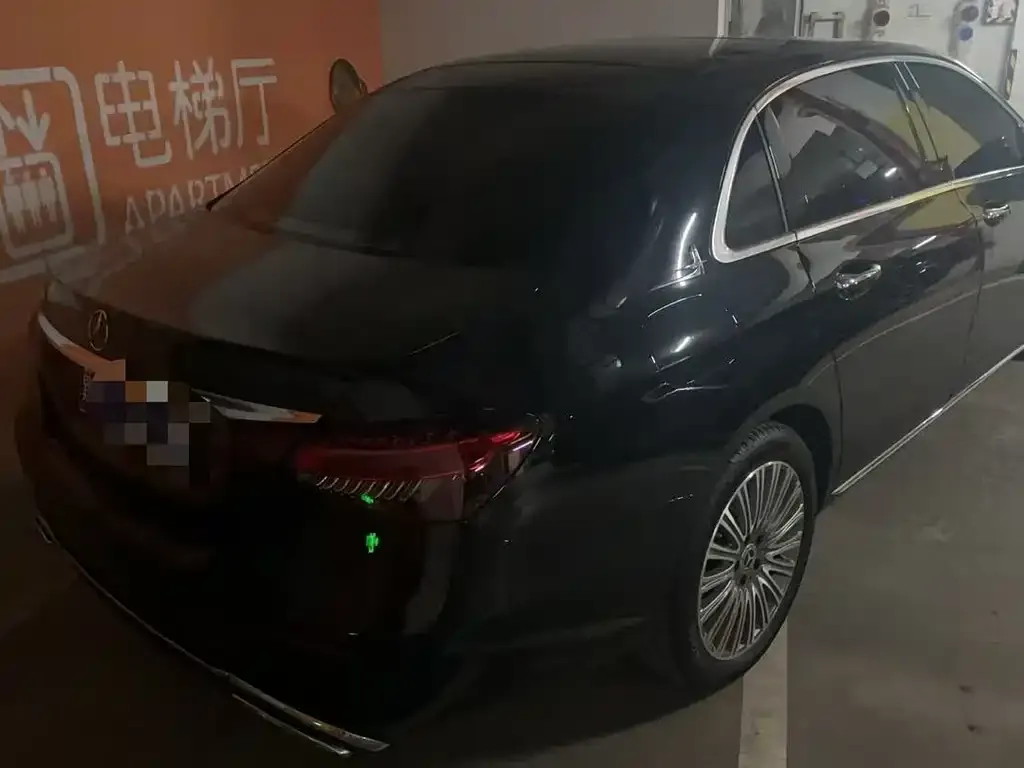 Mercedes-Benz E-Class 2023 из CN, фото 5