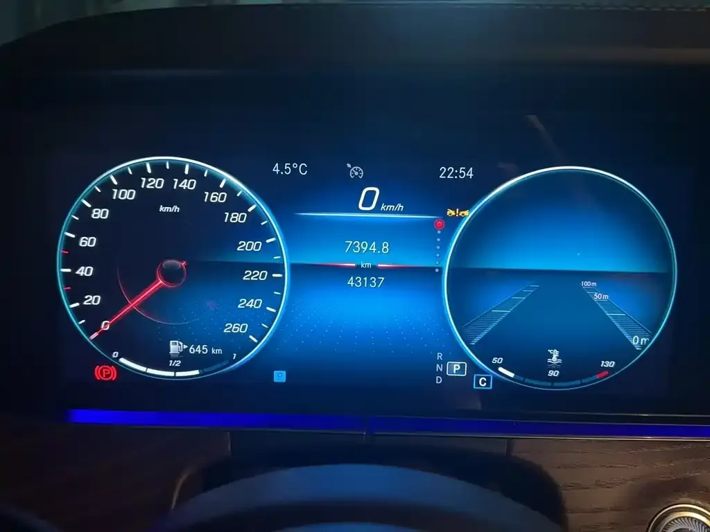 Mercedes-Benz E-Class 2023 из CN, фото 3
